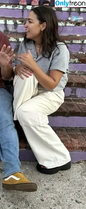 Alexandria Ocasio-Cortez / AOC / Alexandria Ocasio Cortez nude photo #0337