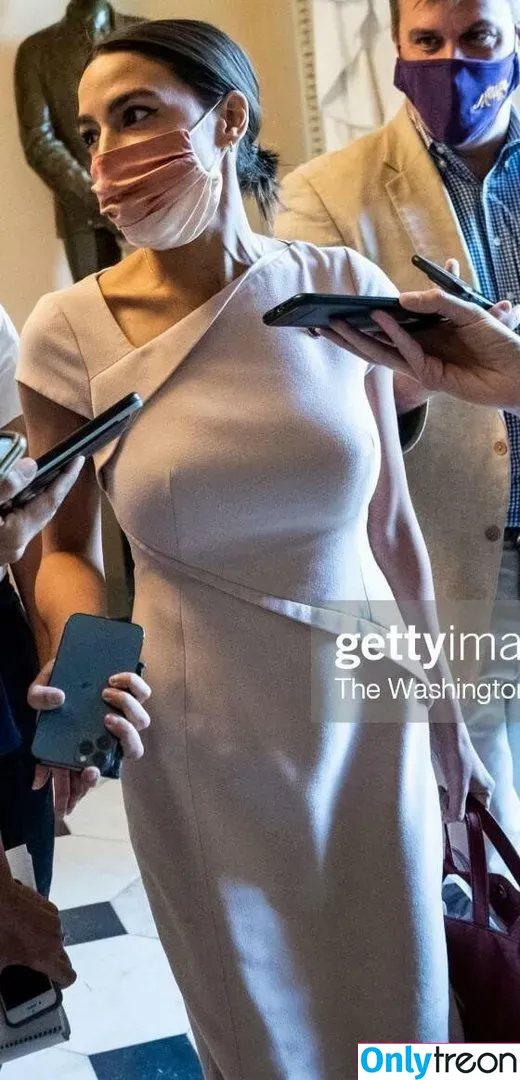 Alexandria Ocasio-Cortez nude photo #0001 (AOC / Alexandria Ocasio Cortez)