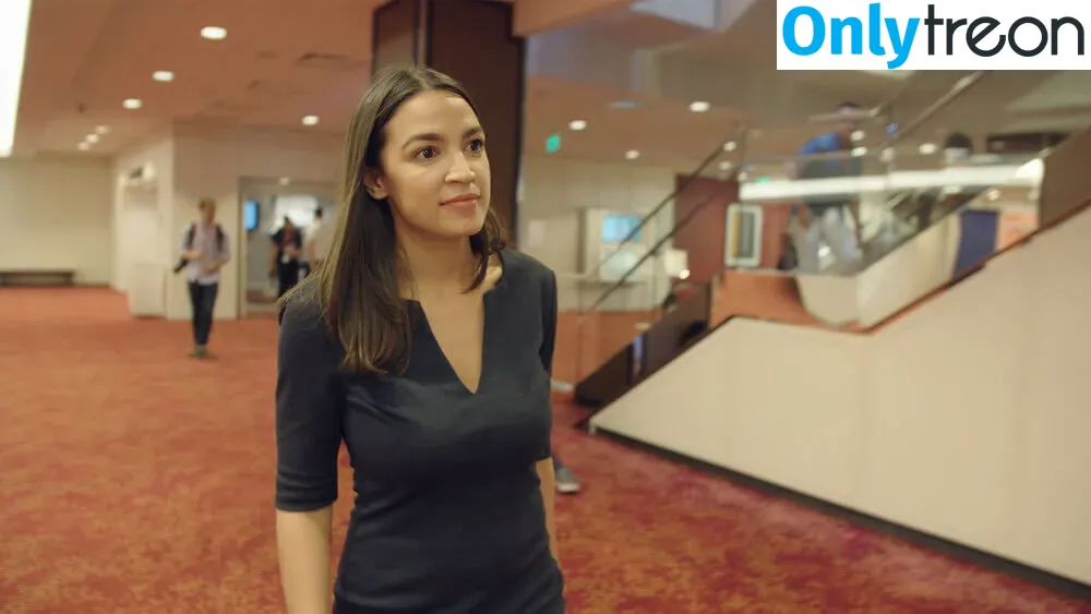 Alexandria Ocasio-Cortez nude photo #0006 (AOC / Alexandria Ocasio Cortez)