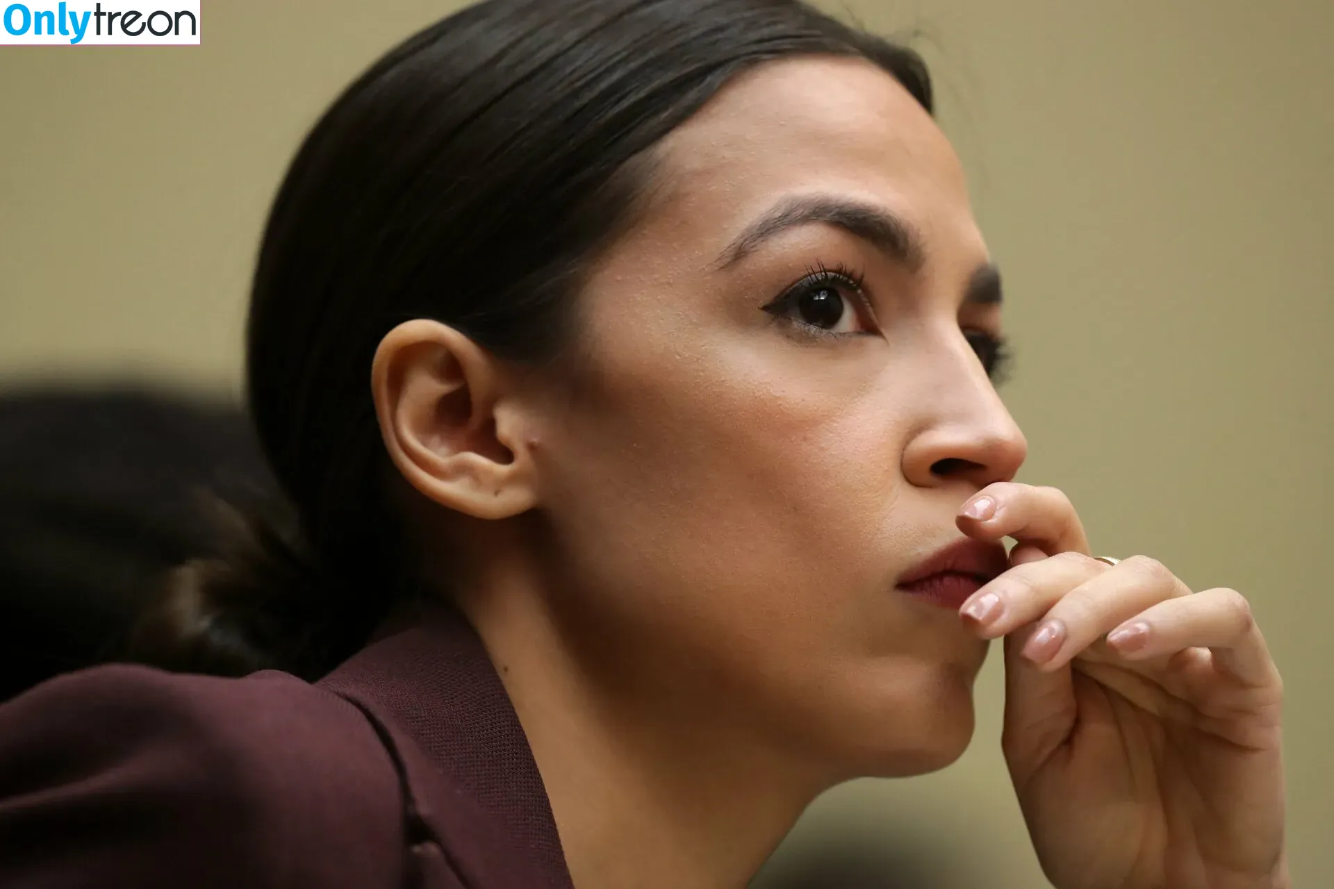 Alexandria Ocasio-Cortez nude photo #0022 (AOC / Alexandria Ocasio Cortez)