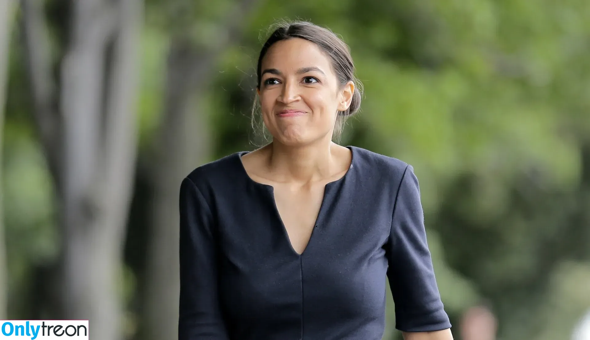 Alexandria Ocasio-Cortez nude photo #0032 (AOC / Alexandria Ocasio Cortez)