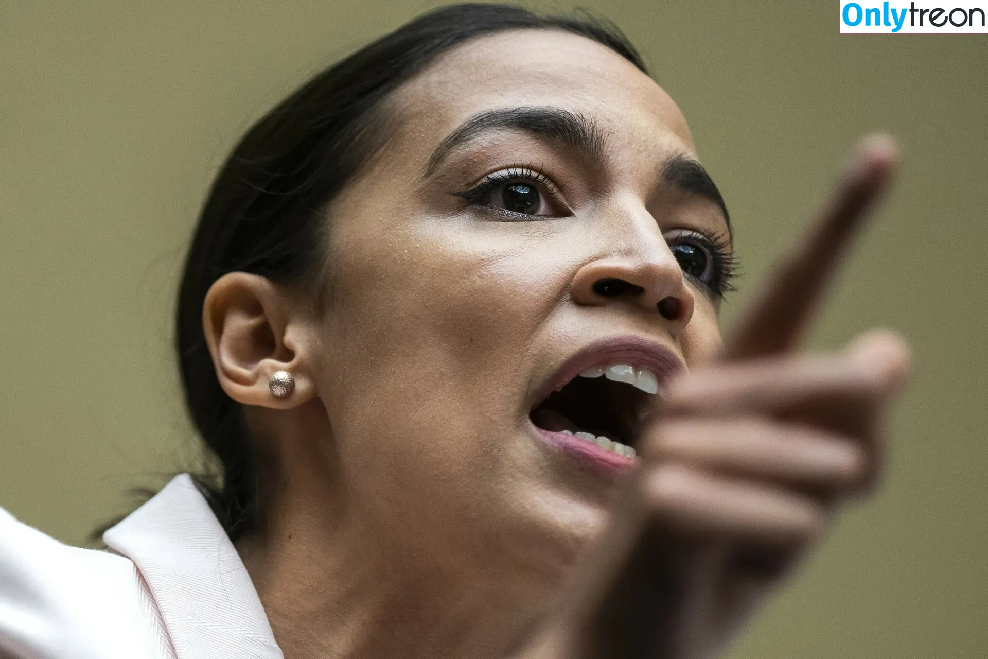 Alexandria Ocasio-Cortez nude photo #0035 (AOC / Alexandria Ocasio Cortez)