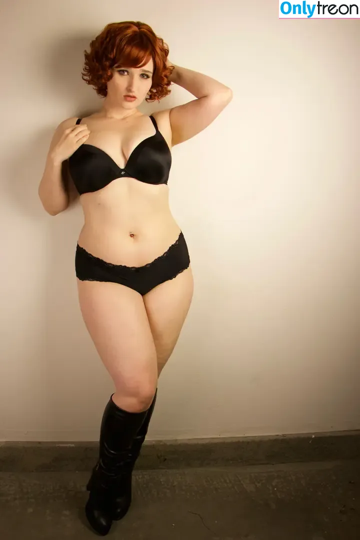 Alexandria The Red nude photo #0445 (Alexandriathered / alexandriathred)