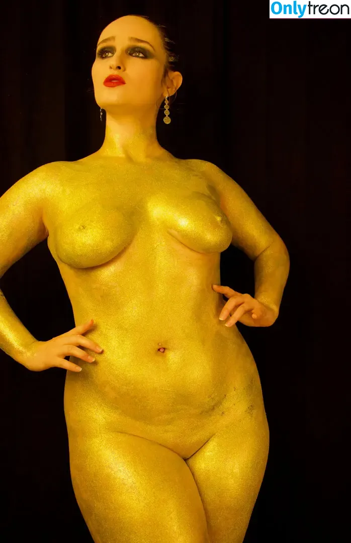 Alexandria The Red nude photo #0621 (Alexandriathered / alexandriathred)