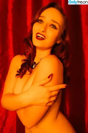 Alexandria The Red / Alexandriathered / alexandriathred nude photo #1058