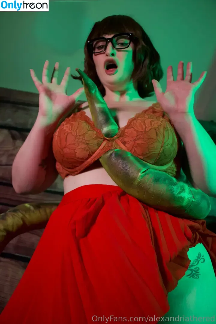 Alexandria The Red nude photo #1567 (Alexandriathered / alexandriathred)