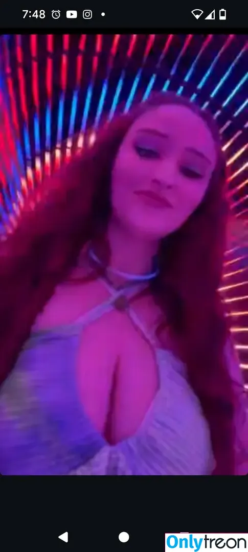 Alexandria The Red nude photo #2277 (Alexandriathered / alexandriathred)