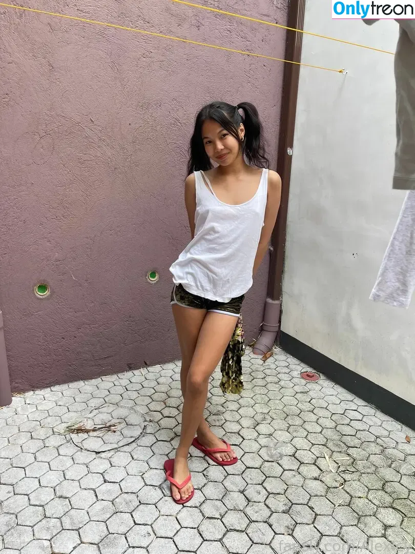 AlexIcy nude photo #0011 (alexamicy)