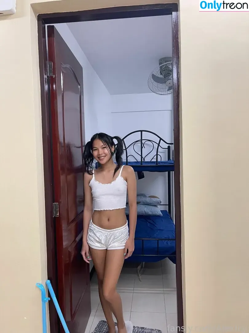 AlexIcy nude photo #0024 (alexamicy)