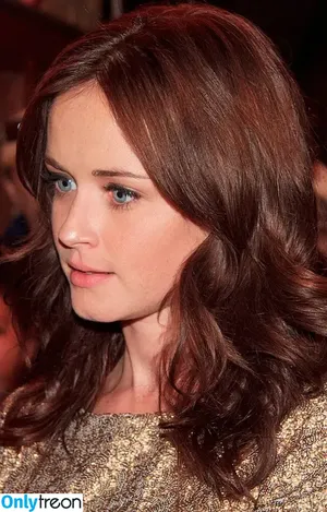 Alexis Bledel / alexisbledelofficial nude photo #0119