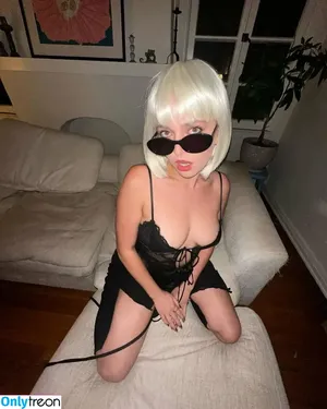Alexis G Zall / alexisgzall nude photo #0056