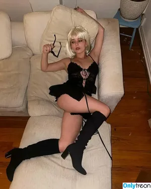 Alexis G Zall / alexisgzall nude photo #0057