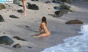 Alexis Ren / alexisren / alexisreng / alexxissren nude photo #0181