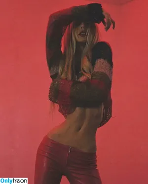 Alexis Ren / alexisren / alexisreng / alexxissren nude photo #0602