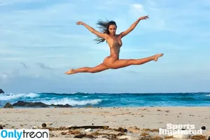 Alexis Ren / alexisren / alexisreng / alexxissren nude photo #0830