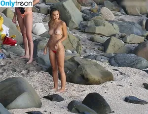 Alexis Ren / alexisren / alexisreng / alexxissren nude photo #0967