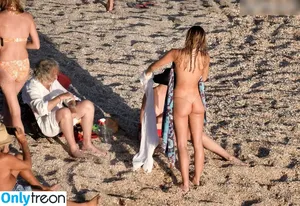 Alexis Ren / alexisren / alexisreng / alexxissren nude photo #0976