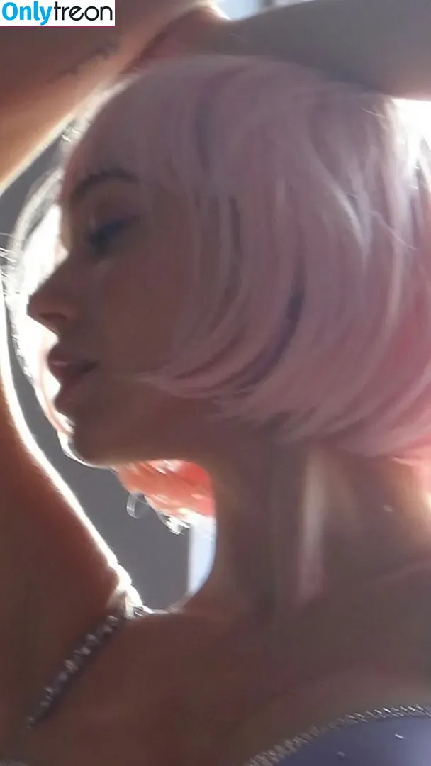 Alexis Ren nude photo #0012 (alexisren / alexisreng / alexxissren)