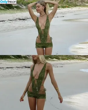 Alexis Ren / alexisren / alexisreng / alexxissren nude photo #1971