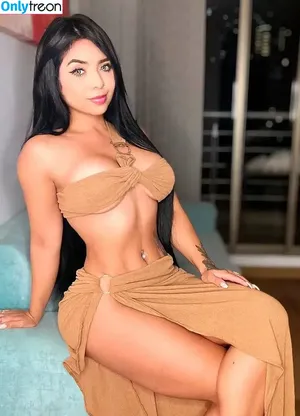  nude photo #0007