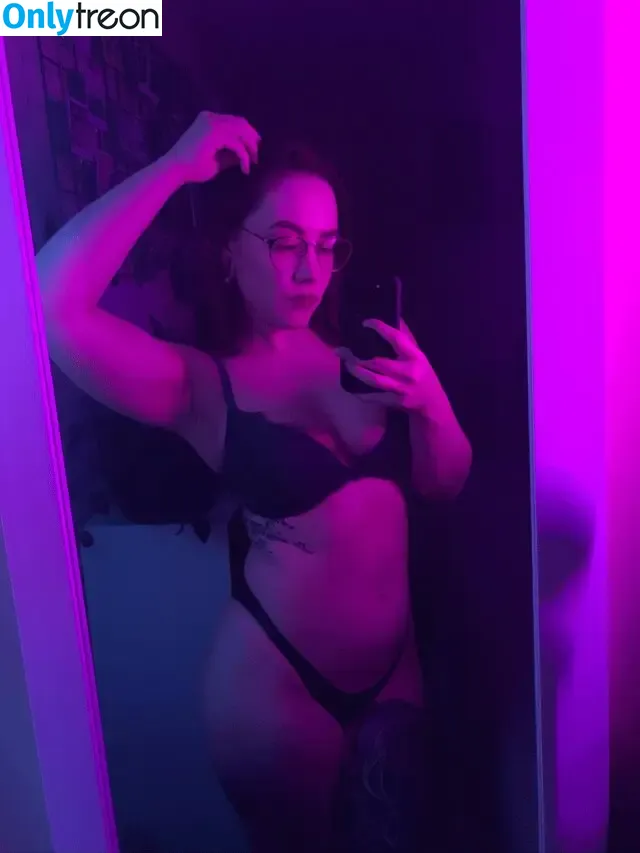 Alexmarkelle nude photo #0003 (alexandriaa / alexmarkillie7)