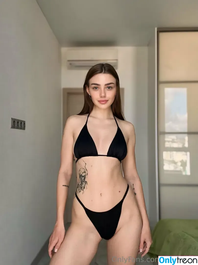 alexxissa nude photo #0001 (alexxissa)