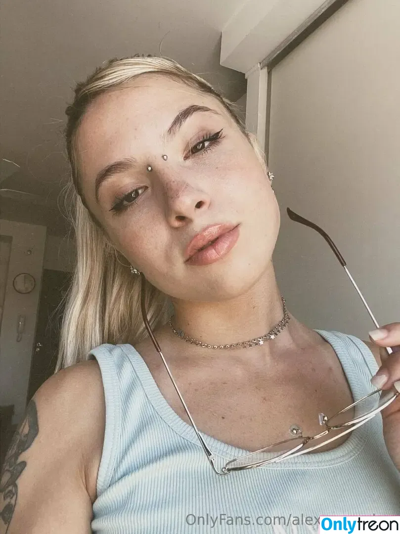 alexxxaparker nude photo #0023 (alexxa_parkerr)
