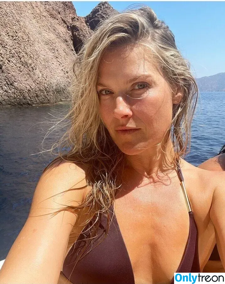 Ali Larter nude photo #0002 (alilarter)