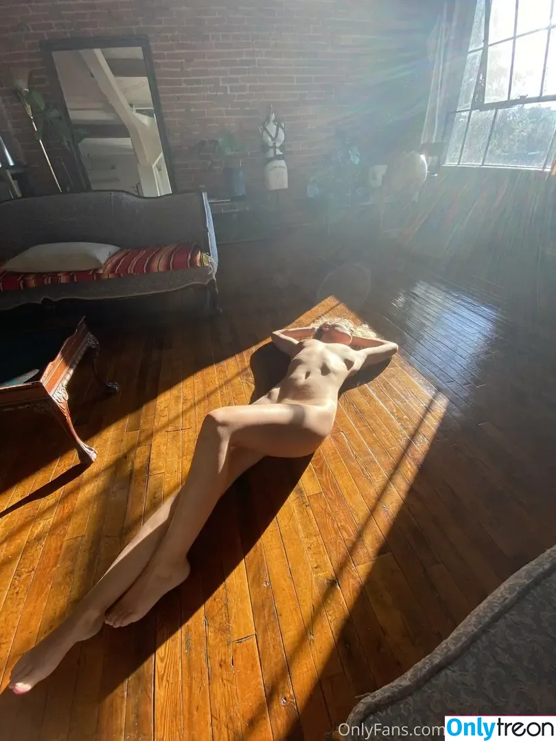 Alice Antoinette nude photo #0880 (alice_antoinette_official / aliceantoinette / aliceantoinettevip)