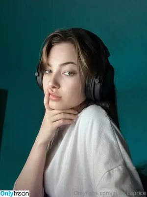  nude photo #0008