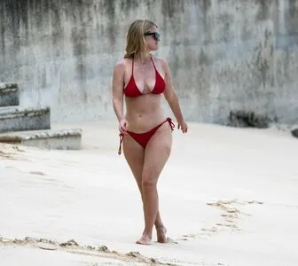 Alice Eve / aliceeve nude photo #0281