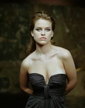 Alice Eve / aliceeve nude photo #0292