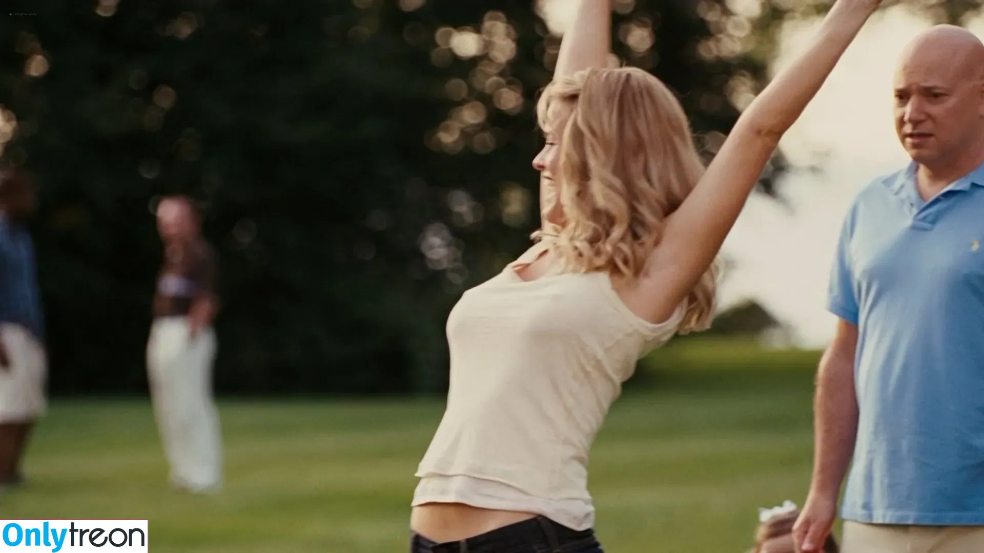 Alice Eve nude photo #0014 (aliceeve)