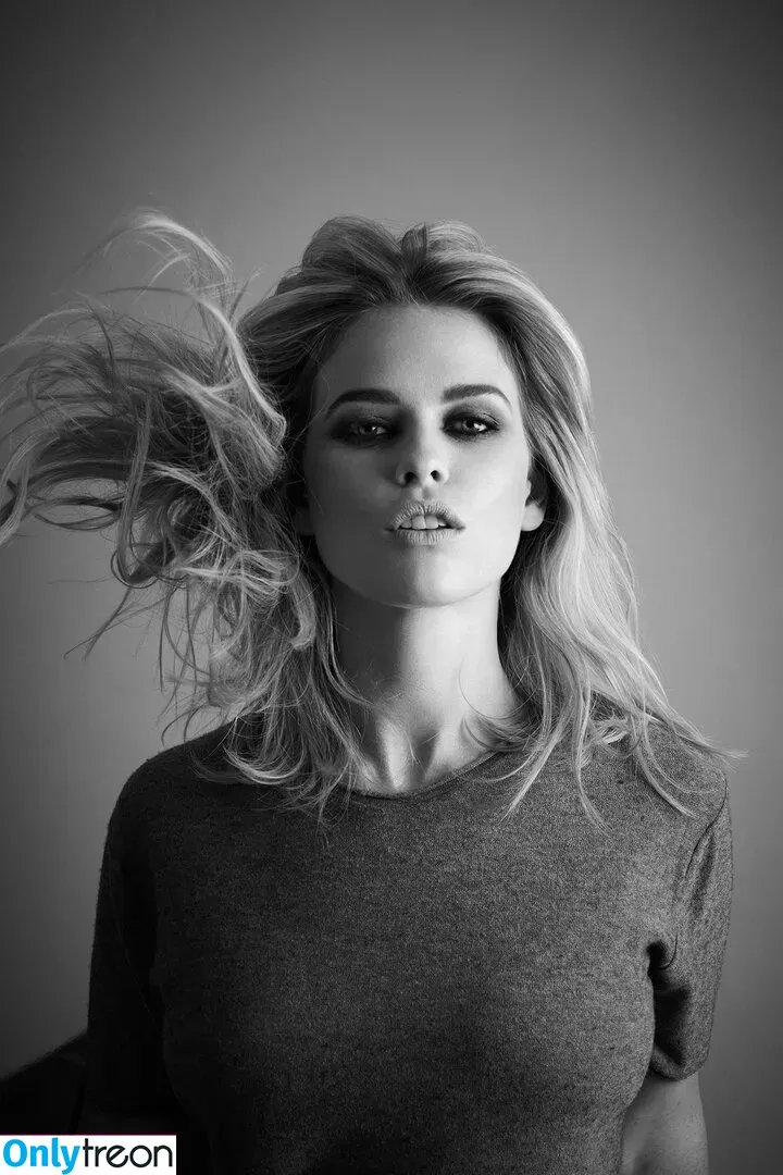 Alice Eve nude photo #0201 (aliceeve)