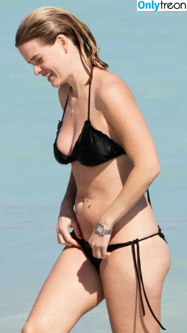 Alice Eve nude photo #0336 (aliceeve)