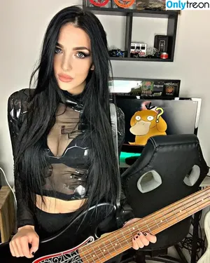Alice Lane Pandini / Italian Metal bass guitarist / alicelane_official nude photo #0004