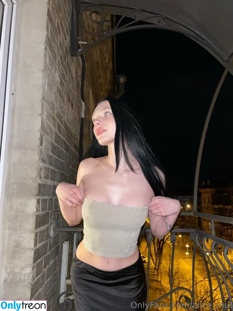 alice_mul nude photo #0002 (l_amulette)