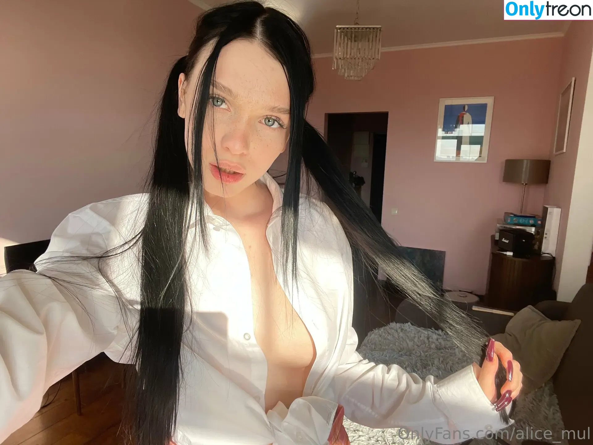 alice_mul nude photo #0045 (l_amulette)