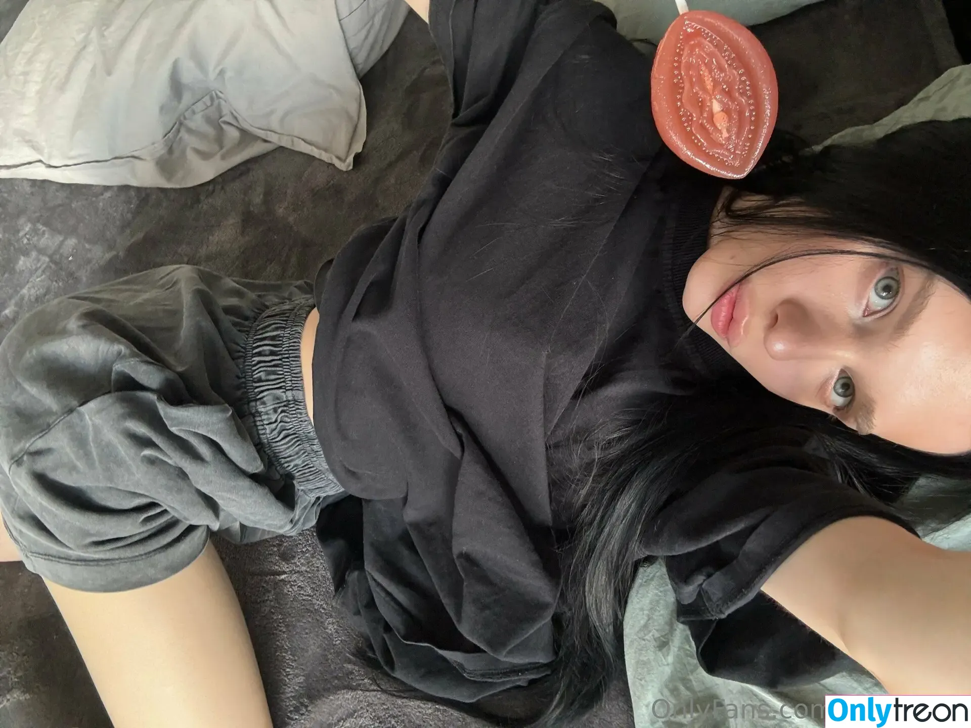 alice_mul nude photo #0080 (l_amulette)