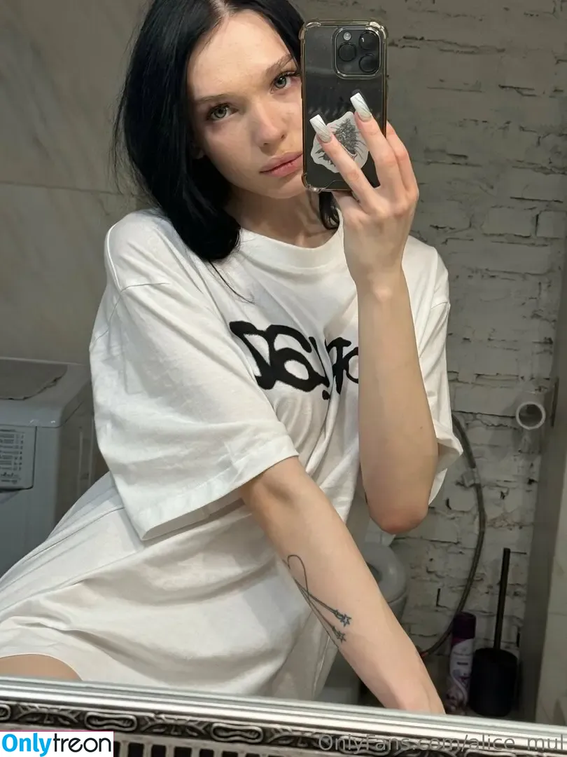 alice_mul nude photo #0093 (l_amulette)