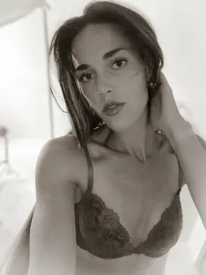 Alice Rose / Laura Love / alice_xo_rose / alicerosethemama / lauraellenlove nude photo #0071