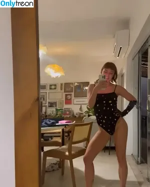 Alice Wegmann / alicewegmann nude photo #0158