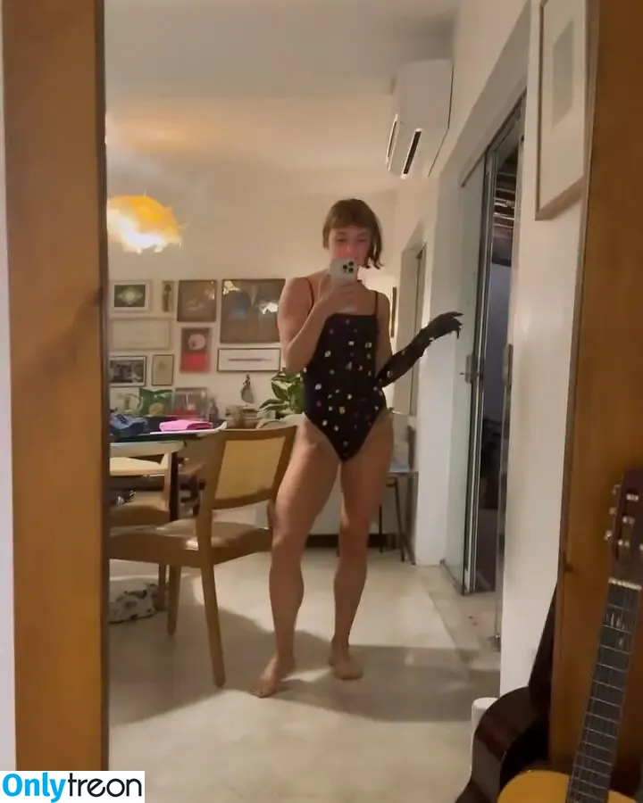 Alice Wegmann nude photo #0157 (alicewegmann)