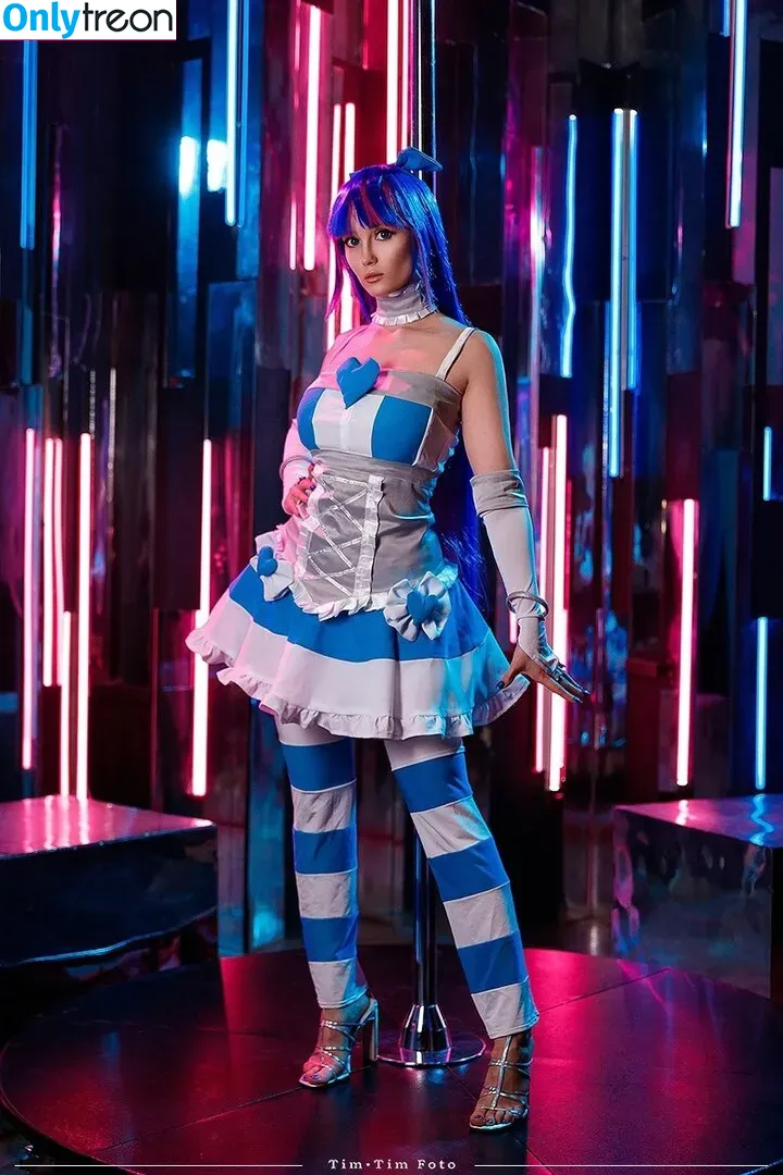 alice01cosplay nude photo #0019 (Alice Hatsune)