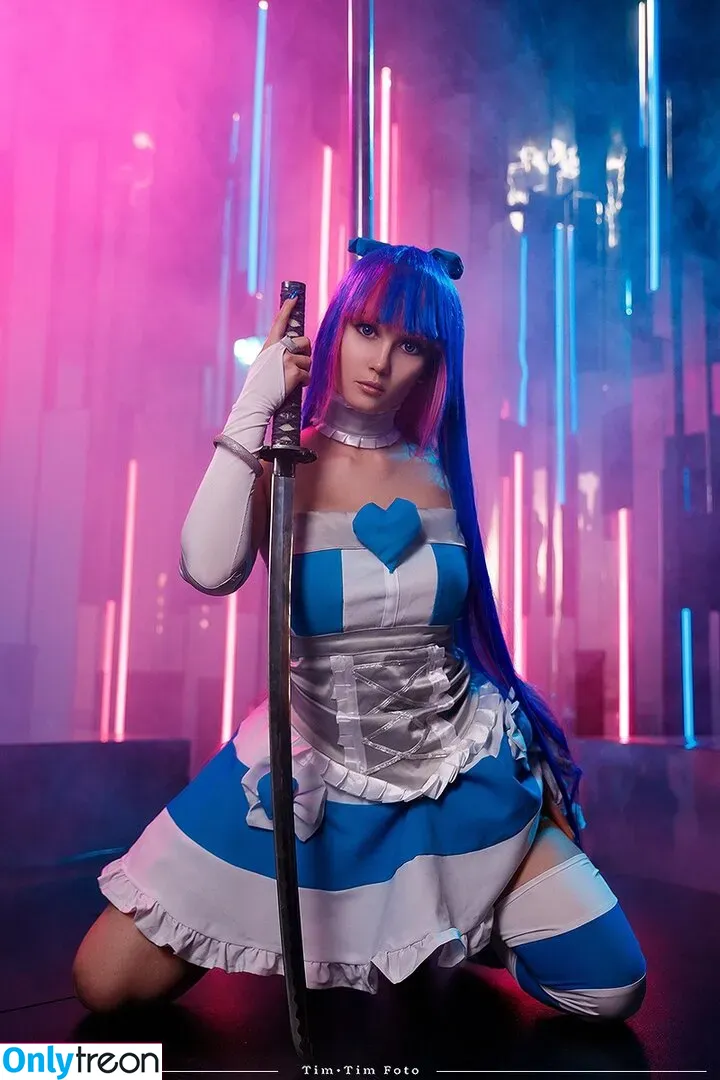 alice01cosplay nude photo #0029 (Alice Hatsune)