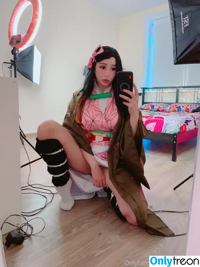 AliceBong nude photo #0390 (HheadShhot)