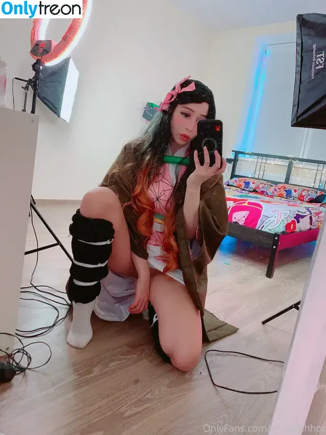 AliceBong nude photo #0394 (HheadShhot)