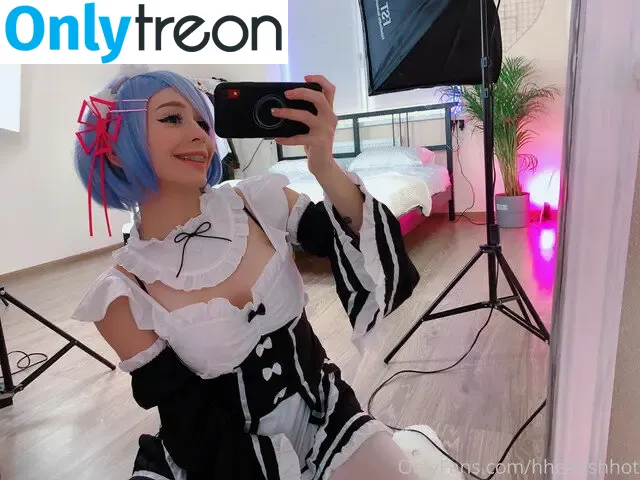 AliceBong nude photo #0417 (HheadShhot)
