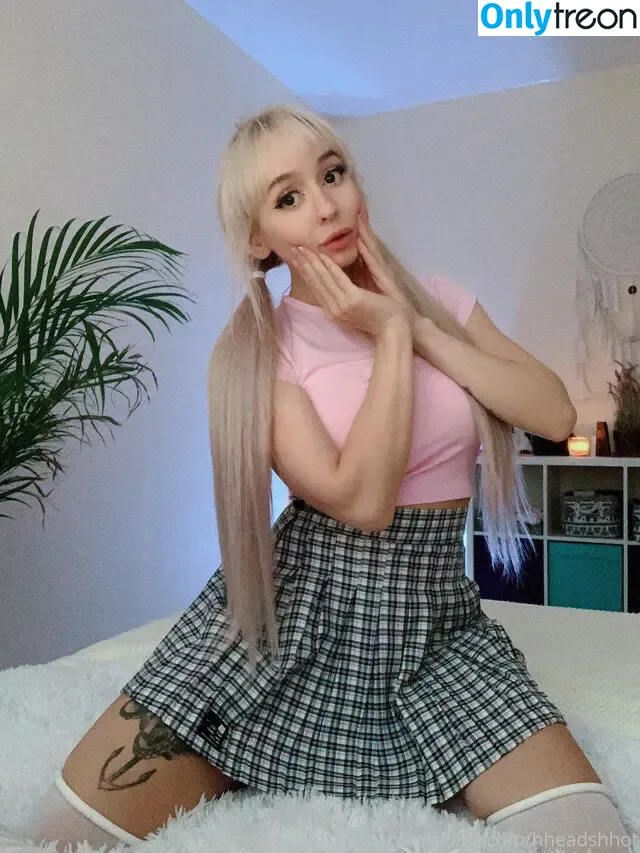 AliceBong nude photo #0467 (HheadShhot)
