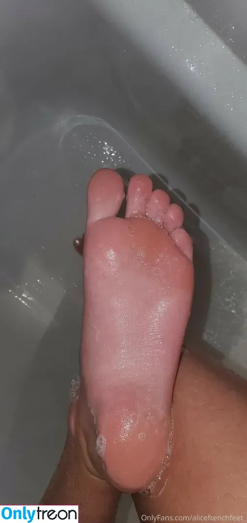 alicefrenchfeet nude photo #0044 (alice.frenchfeet)